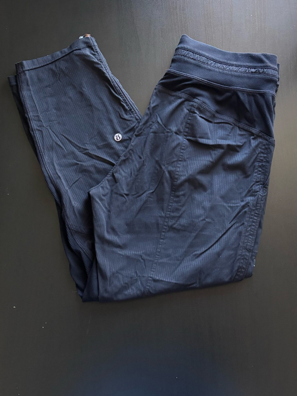 Lululemon Dance Studio Crop 25” in Black